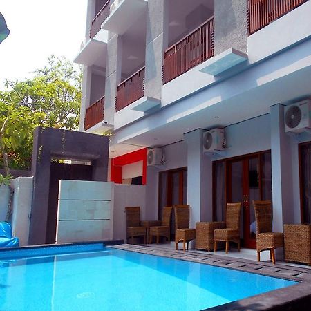 Reddoorz At Kerobokan Seminyak 2 מראה חיצוני תמונה
