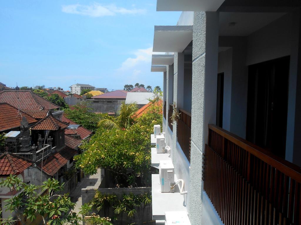 Reddoorz At Kerobokan Seminyak 2 מראה חיצוני תמונה