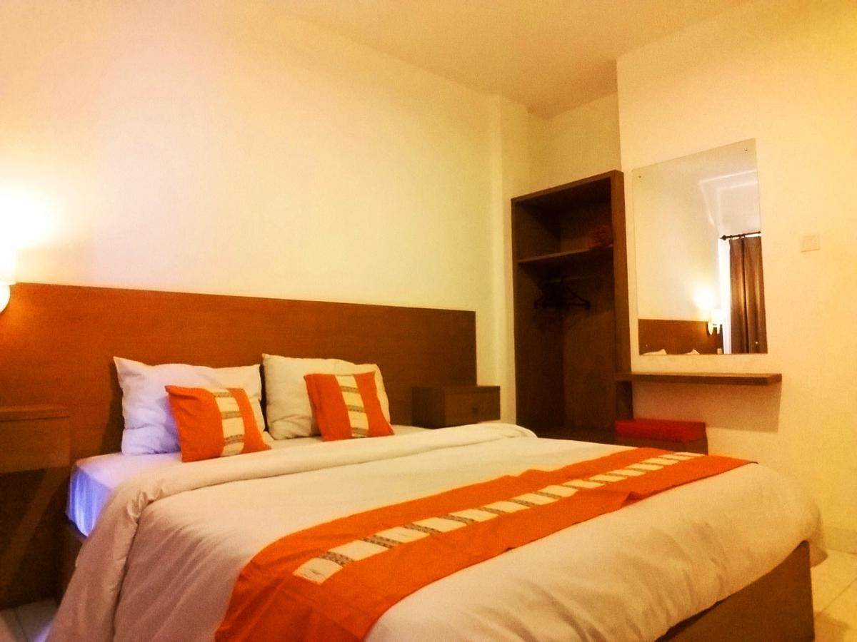 Reddoorz At Kerobokan Seminyak 2 מראה חיצוני תמונה
