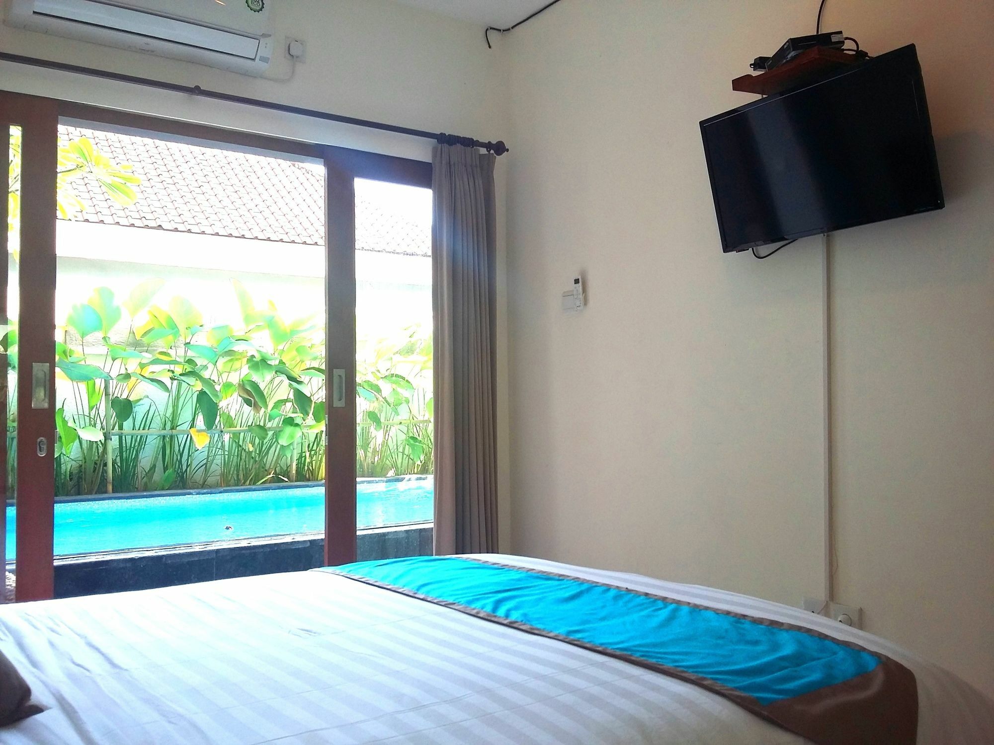 Reddoorz At Kerobokan Seminyak 2 מראה חיצוני תמונה