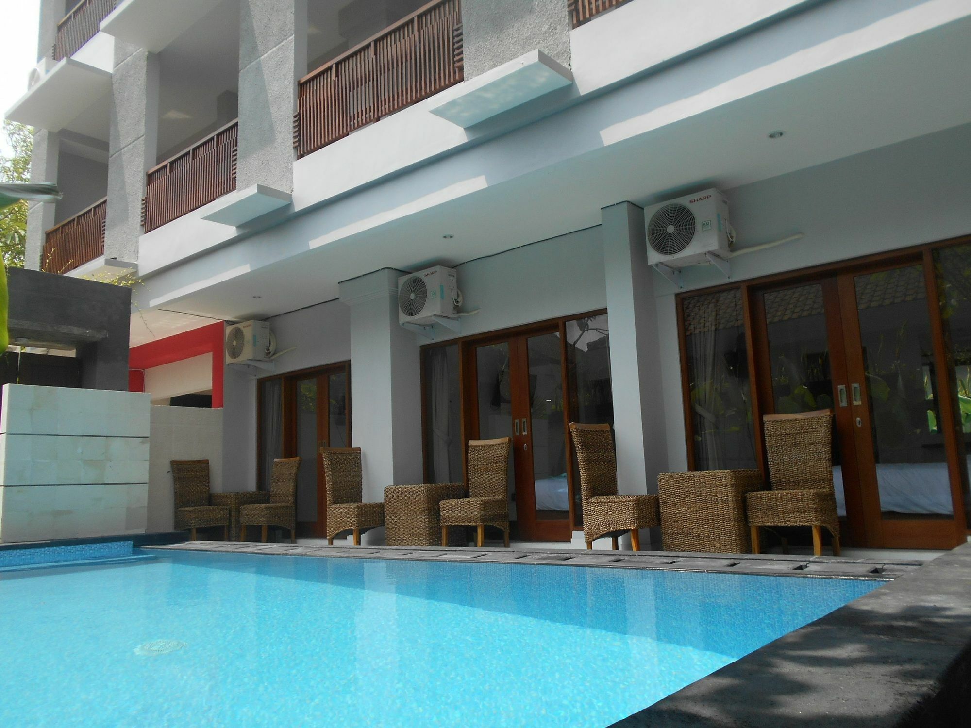 Reddoorz At Kerobokan Seminyak 2 מראה חיצוני תמונה