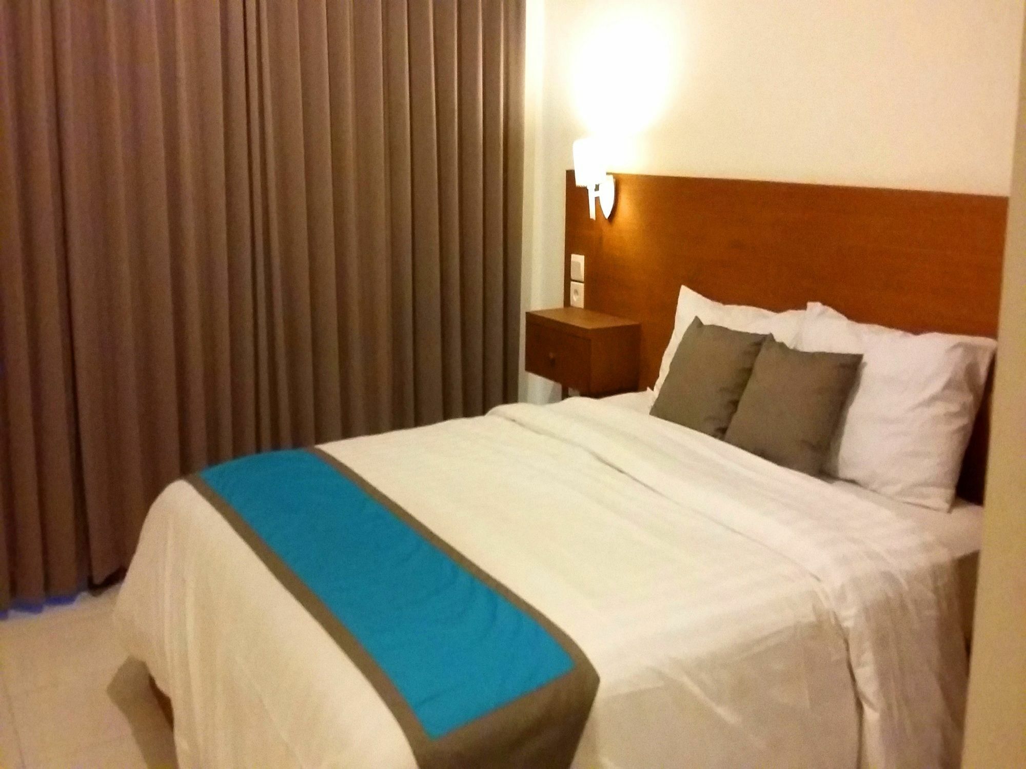Reddoorz At Kerobokan Seminyak 2 מראה חיצוני תמונה