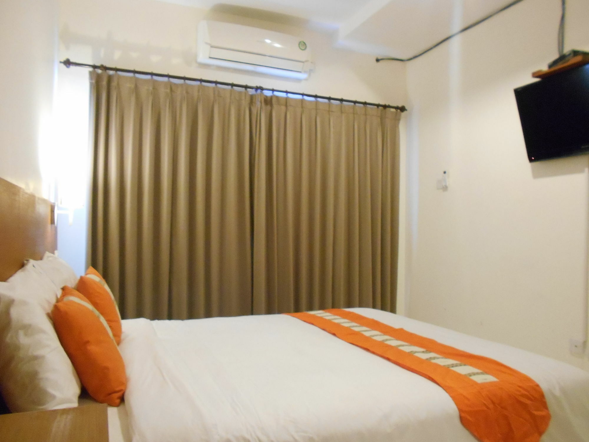 Reddoorz At Kerobokan Seminyak 2 מראה חיצוני תמונה