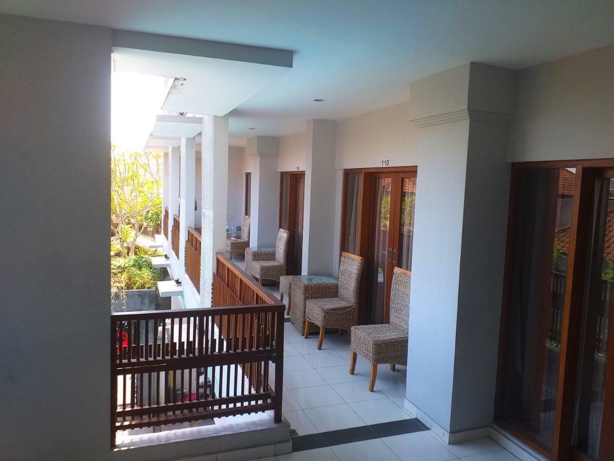 Reddoorz At Kerobokan Seminyak 2 מראה חיצוני תמונה